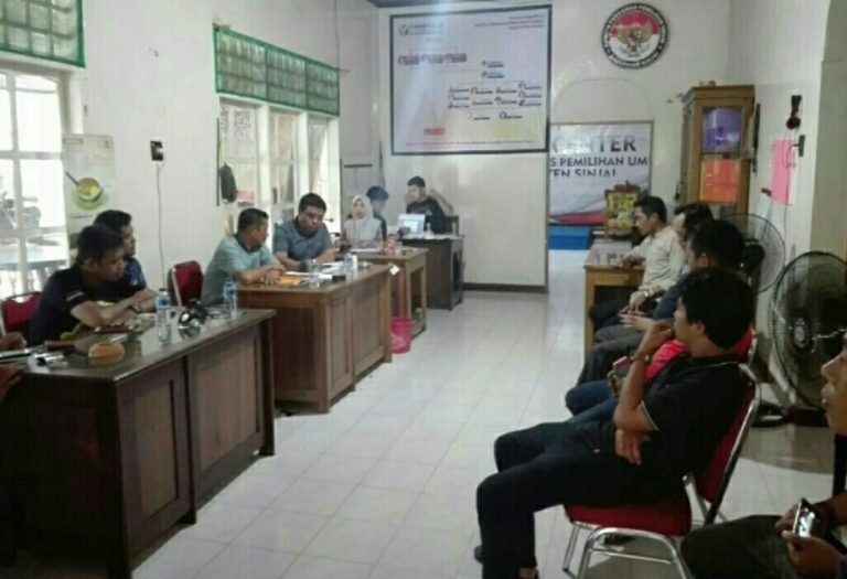 Dinilai Tidak Tegas, Tim SEHATI Datangi Kantor Panwaslu