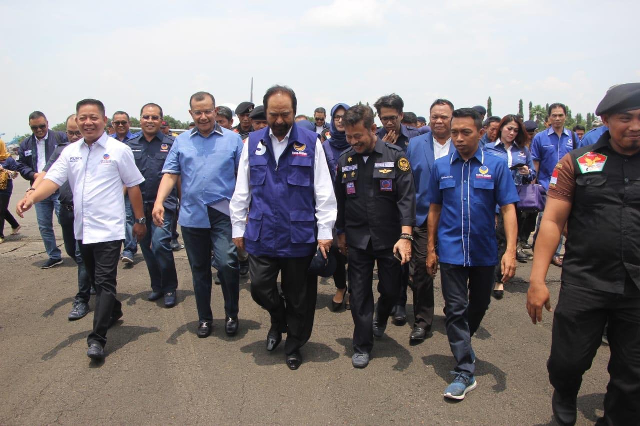 Hari Ini Surya Paloh Mulai Berkantor Di Makassar