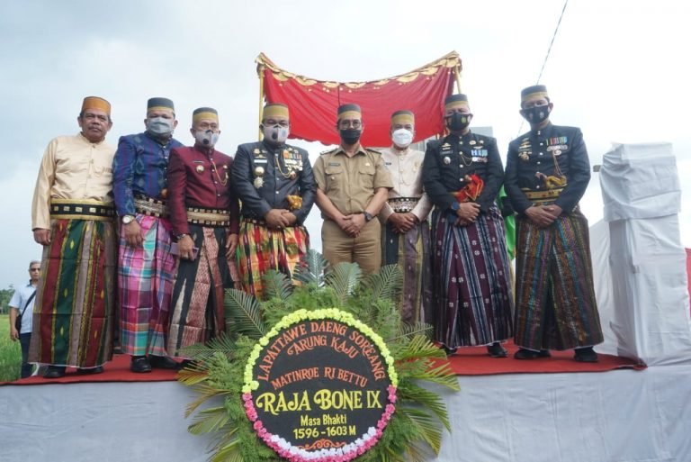 Jelang HJB Ke-691, Forkompinda Bone Ziarah Ke Makam Leluhur