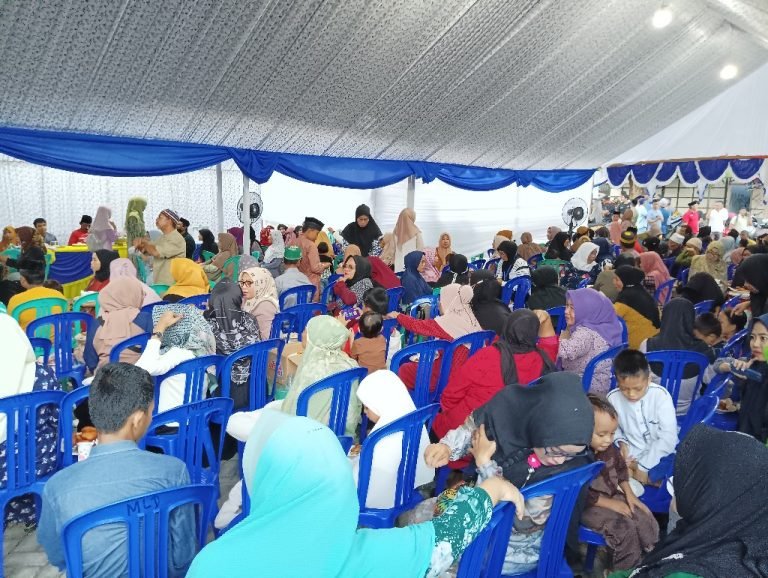 Andi Muzakkir Aqil Gelar Bukber dan Syukuran Bersama Warga, Tim dan Relawan