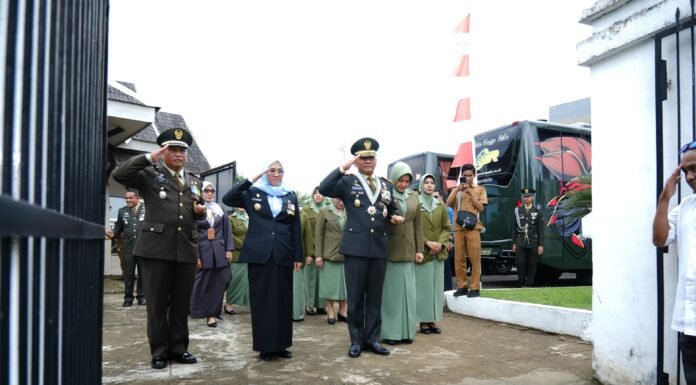 Momentum Hari Pahlawan, Pangdam XIV Hasanuddin Kunjungi Makam Sultan Hasanuddin